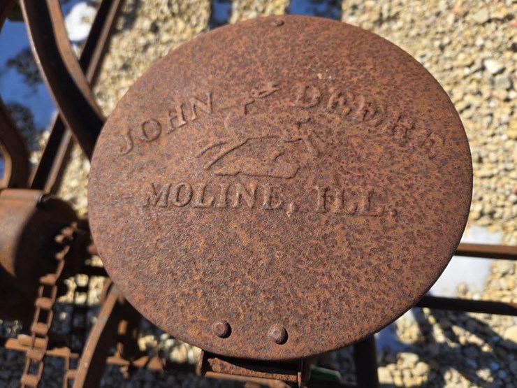 john-deere-2-image-2