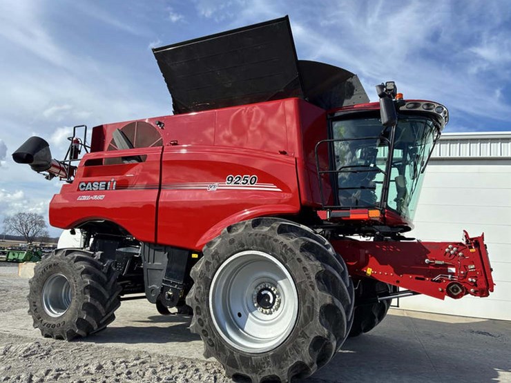 2024-case-ih-9250-image-1