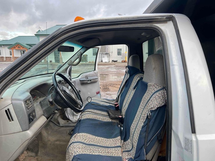 2001-ford-f350-image-14