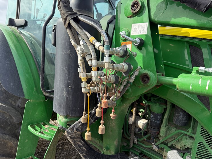 2024-john-deere-5130m-image-34