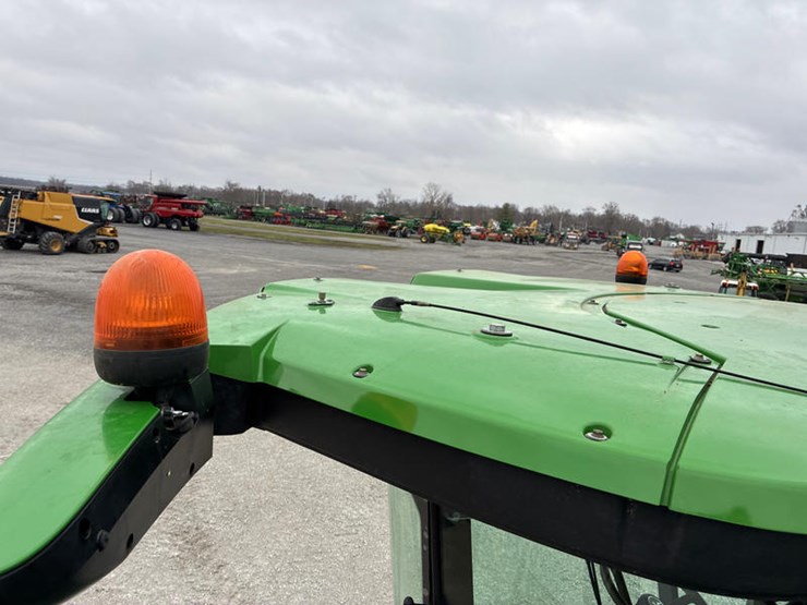 2014-john-deere-s660-image-95