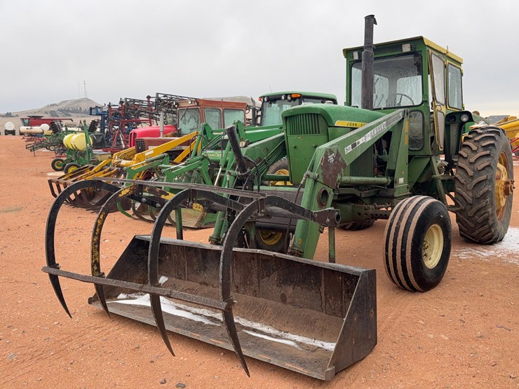 john-deere-4520-image-1