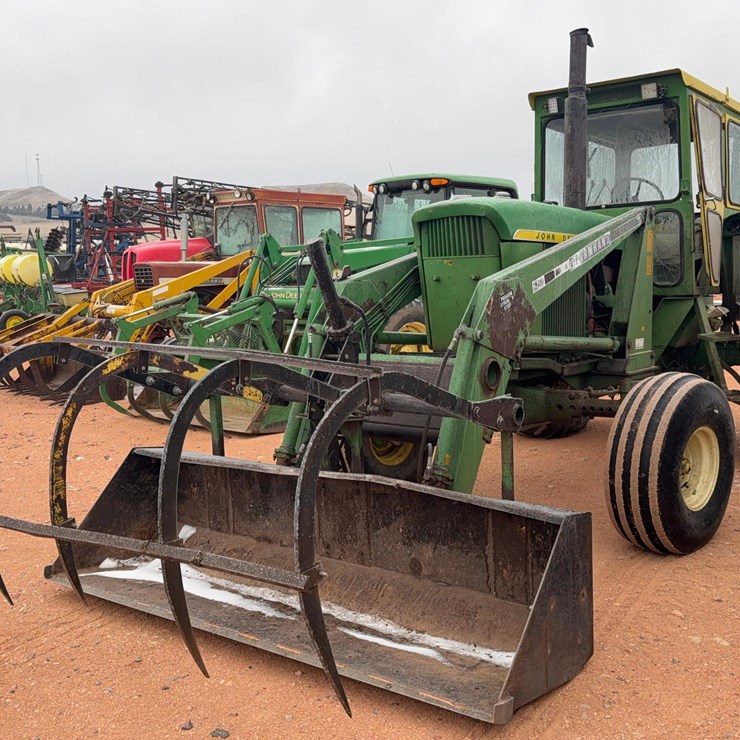 JOHN DEERE 4520