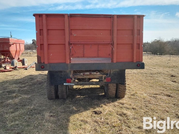 1974-chevrolet-c65-image-6