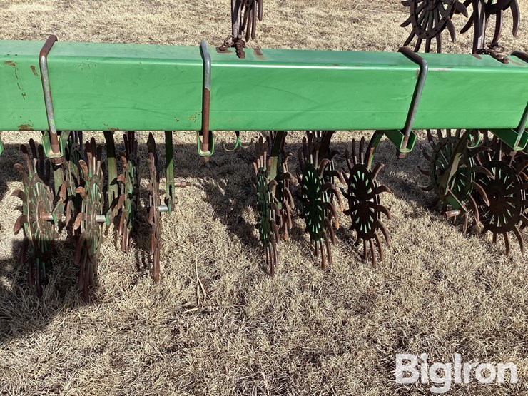 john-deere-30-image-11