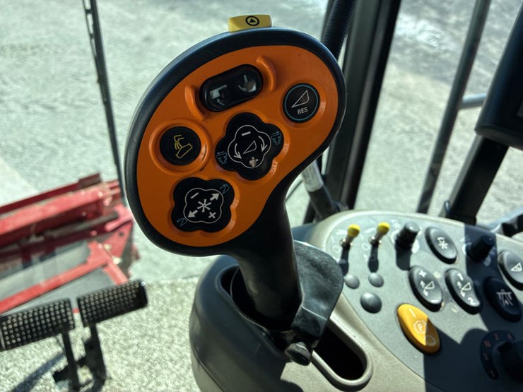 2012-case-ih-8230-image-104