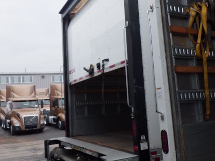 2022-kenworth-t270-image-6