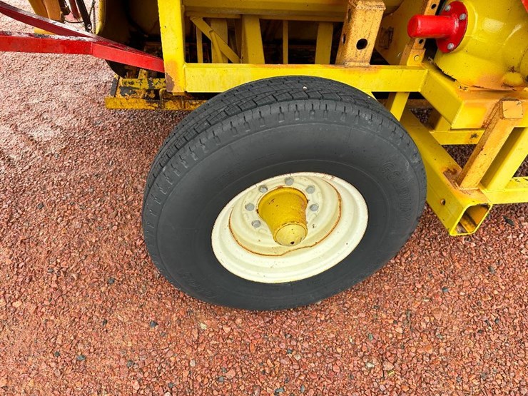 kelly-ryan-2w08-image-14