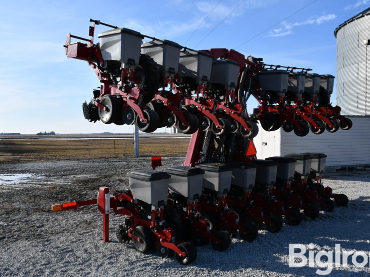 2022-case-ih-2022-image-7