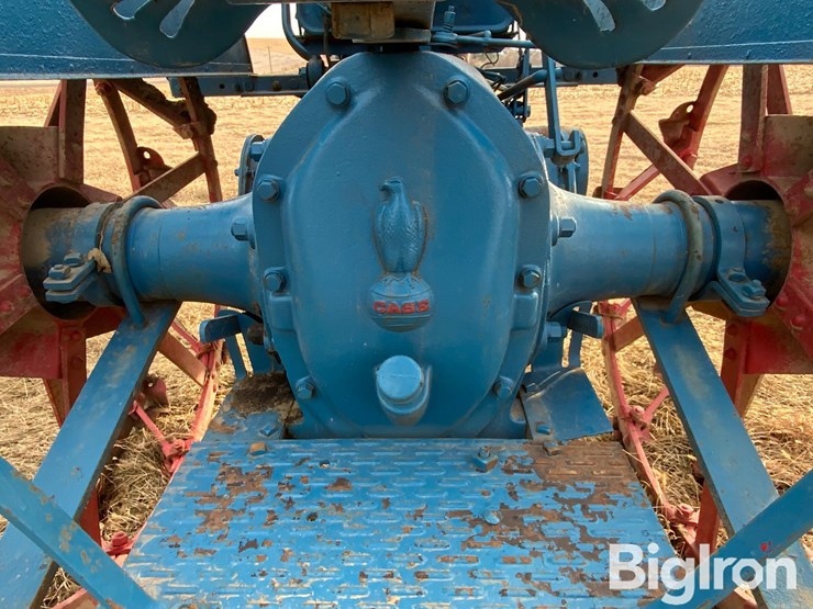 1930-case-cc-2wd-tractor-image-12