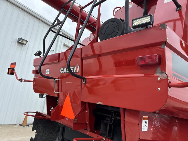 2008-case-ih-2588-image-18