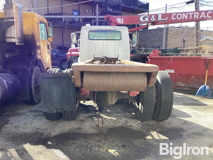 1997-international-4900-image-6