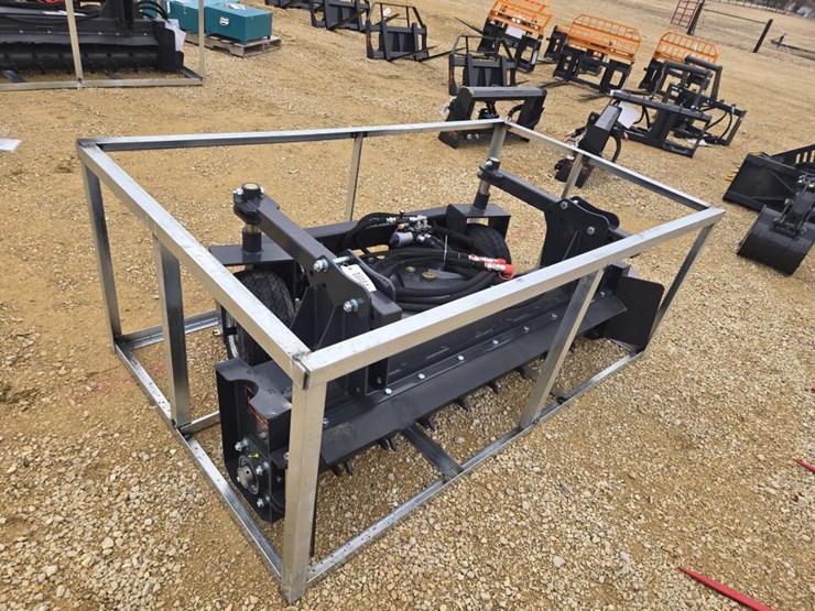 #8084-•-new-landhonor-skid-steer-72"-power-rake-image-2