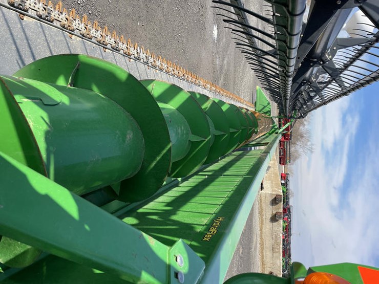 2011-john-deere-635f-image-5