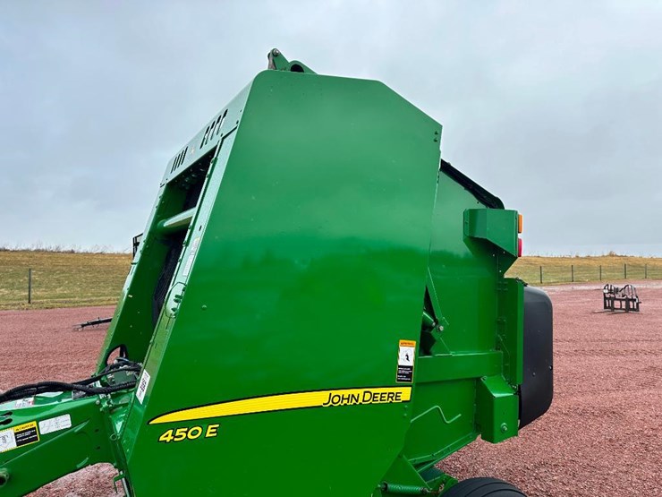 john-deere-450e-image-10