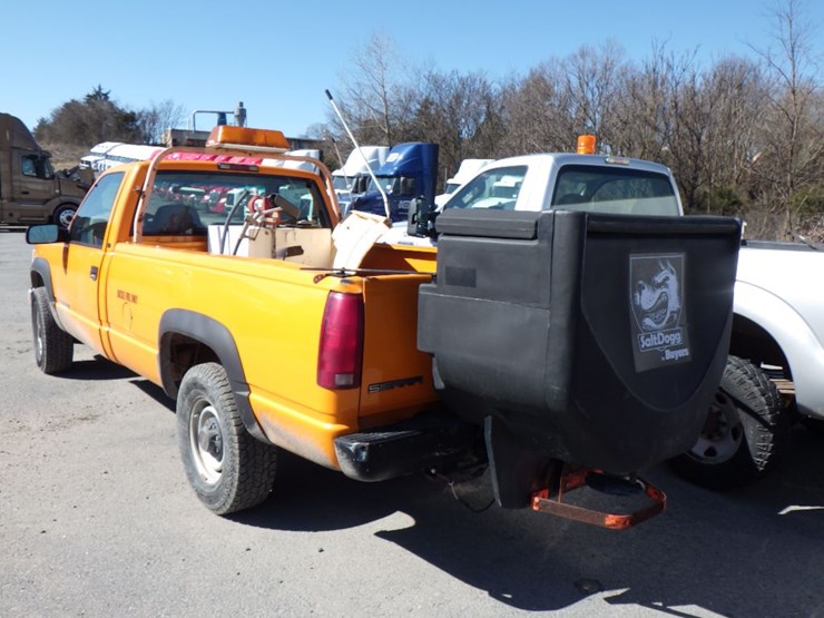 1999-gmc-k2500-image-11