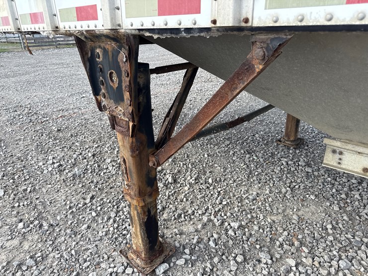 2011-merritt-42-image-29