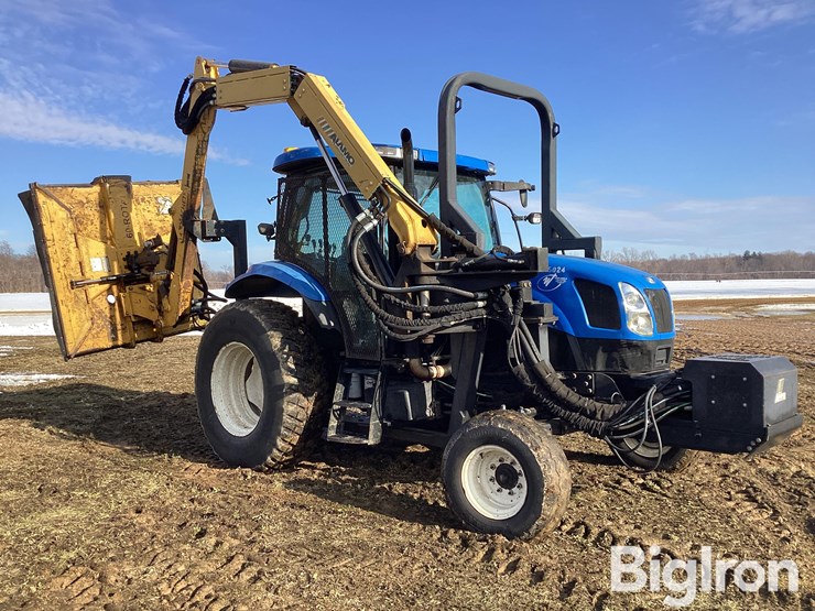 2004-new-holland-ts115a-image-3