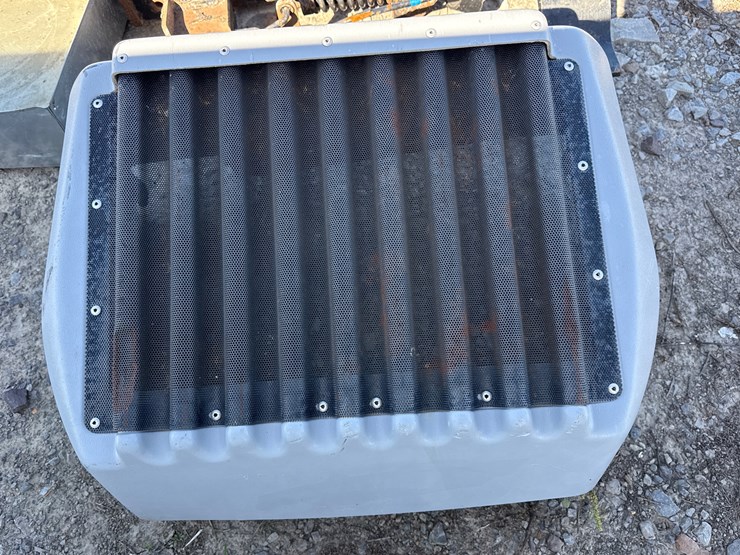 #27967-•-lot-of-chain,-receiver-hitch-&-miscellaneous-inv#-27967-image-5