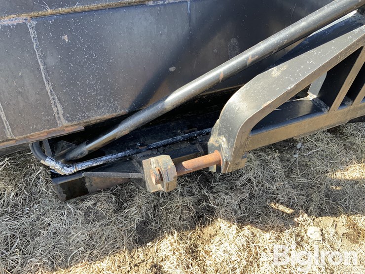 gnuse-12’-3-pt-bucket-image-17