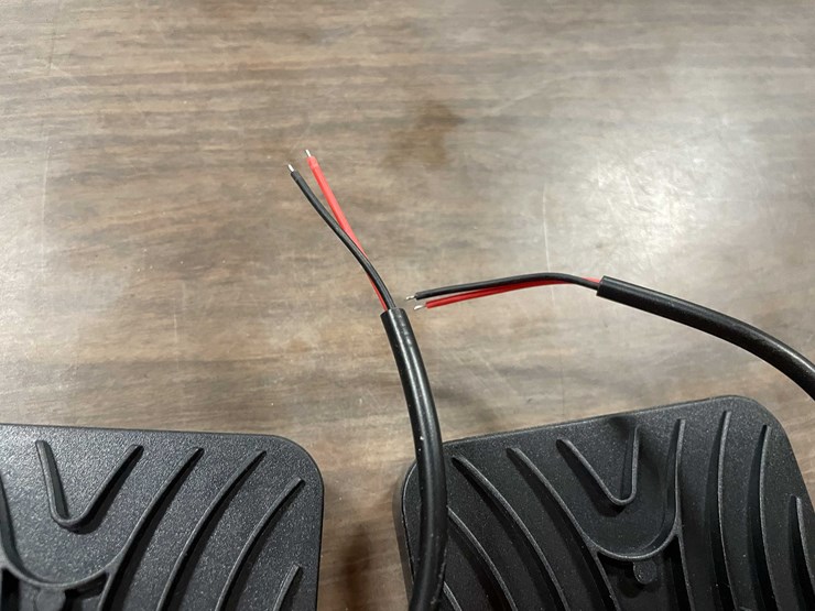 #2281-•-(2)-led-work-lights,-3-1/2"-square,-12vdc-(pr10)-image-5