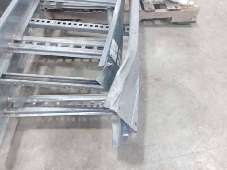 qty-of-assorted-steel-electrical-track-rails-image-10