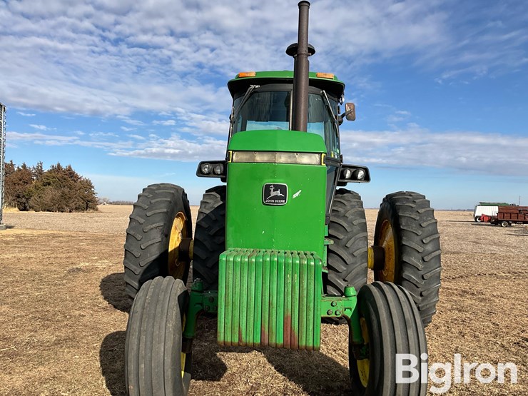 1983-john-deere-4450-image-2