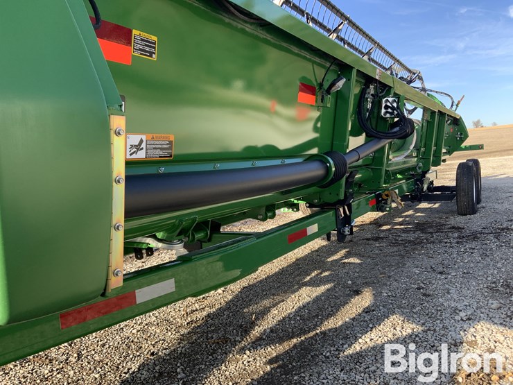 2019-john-deere-630f-image-16