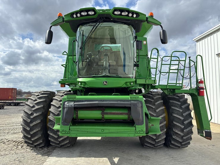 2013-john-deere-s680-image-11