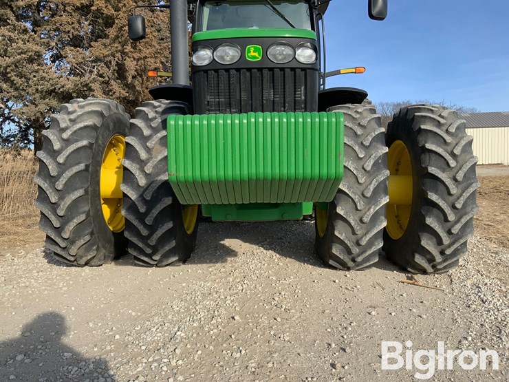 2010-john-deere-8320r-image-9