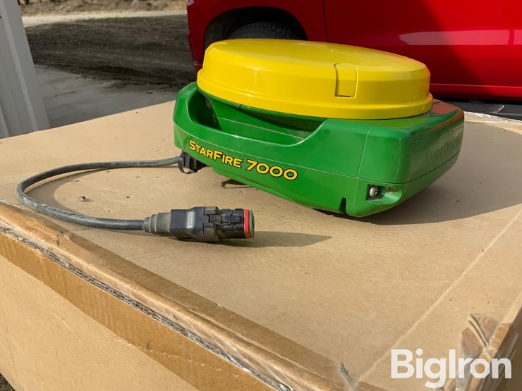 2023-john-deere-7000-image-1