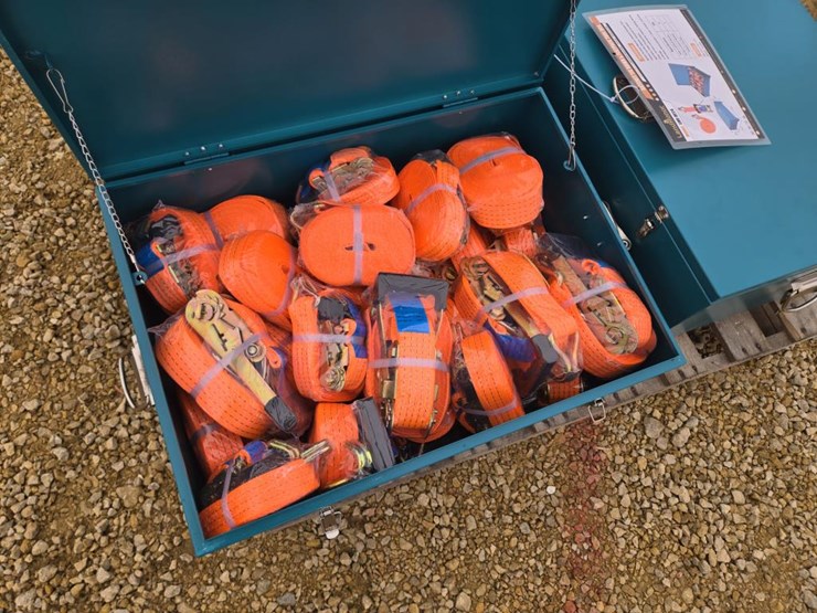 #8105-•-new-landhonor-ratchet-tie-down-&-flatpack-tool-box-image-4