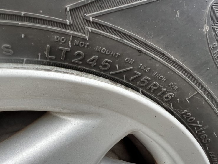 2008-ford-e350-image-16