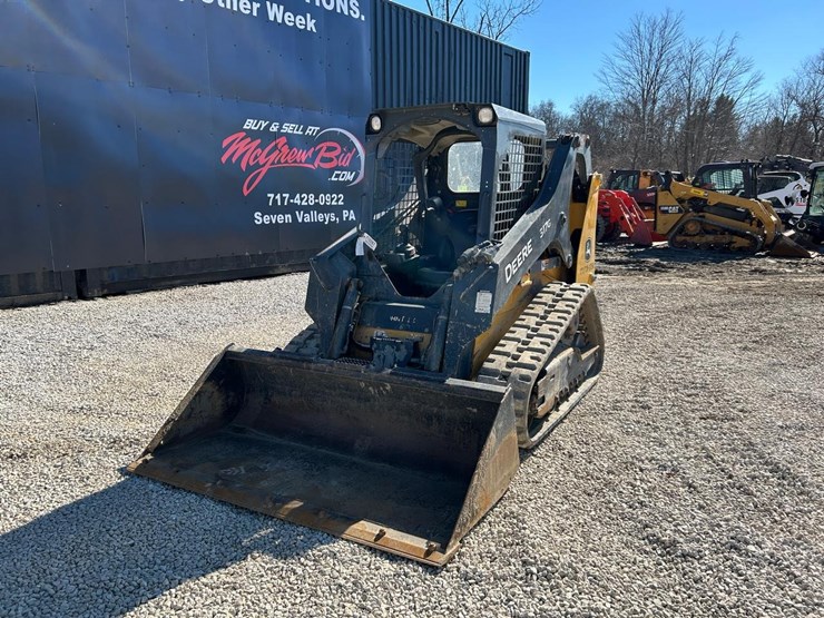 2019-deere-317g-image-8