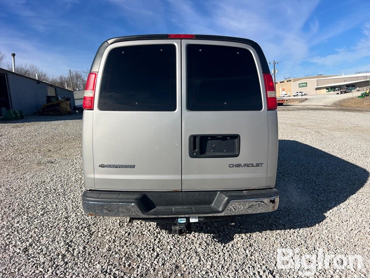 2006-chevrolet-express-g3500-image-6