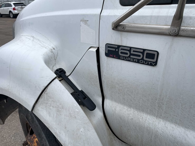 2006-ford-f650-xl-image-45