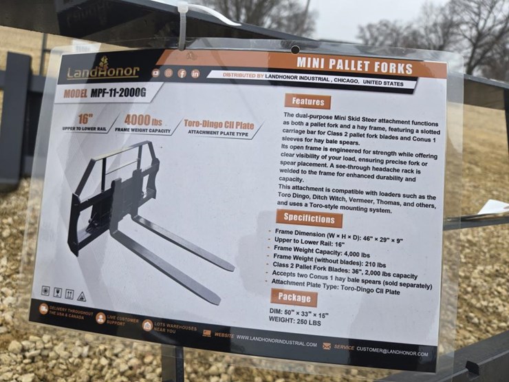 #8101-•-new-landhonor-mini-skid-steer-pallet-forks-image-3