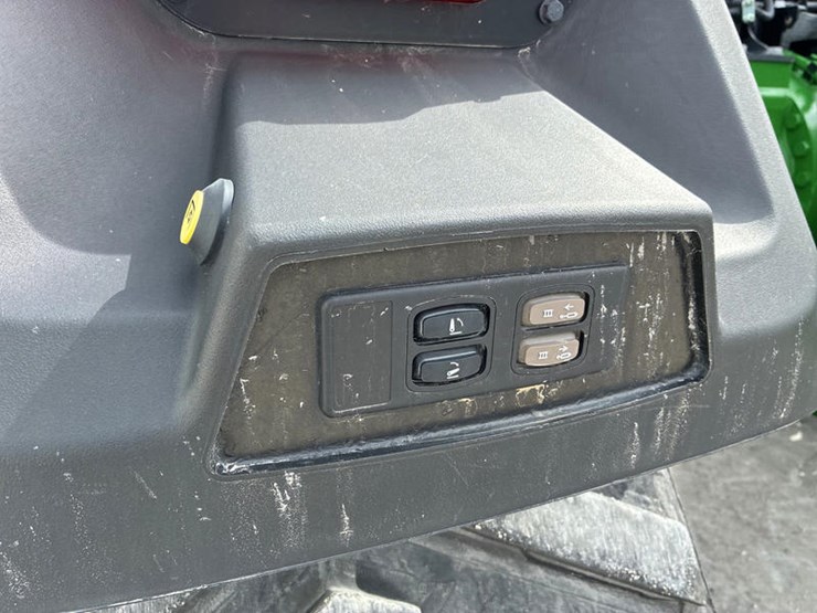 2024-john-deere-8rx-410-image-71