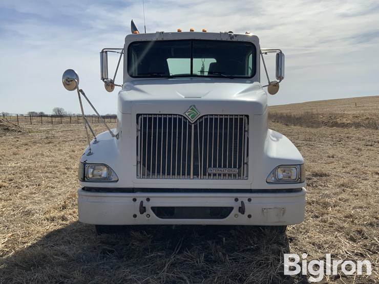 1999-international-9100-image-2