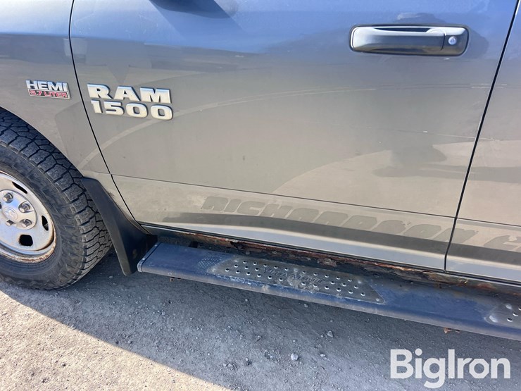 2013-dodge-1500-image-17