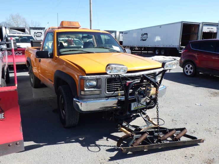 1999-gmc-k2500-image-3