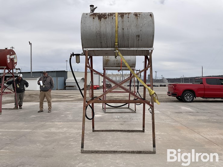 free-standing-300-gal-diesel-tank-image-4