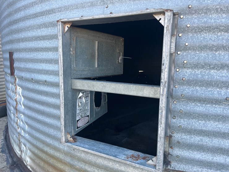 #5085-•-circle-grain-bin-image-3