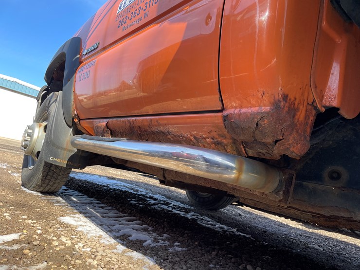 2003-chevrolet-3500-image-27