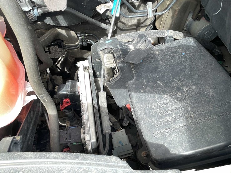 #1426-•-2016-white-ram-van-(has-wi-title)-(of)-image-40