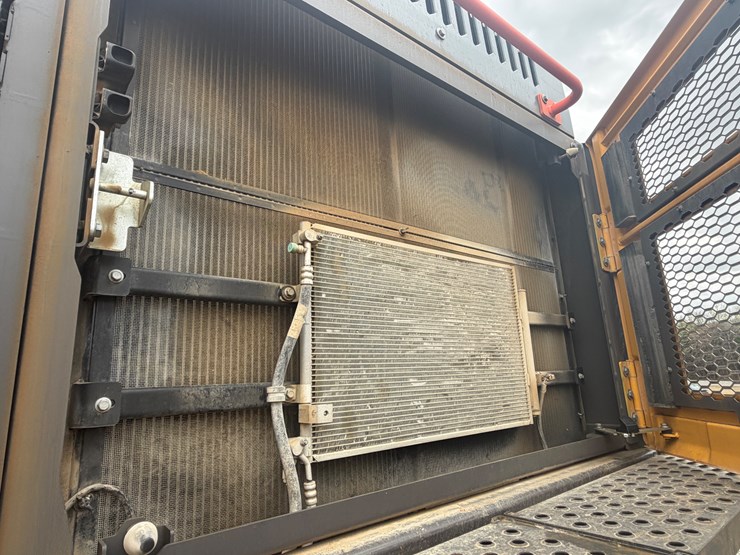 volvo-ec380el-image-26