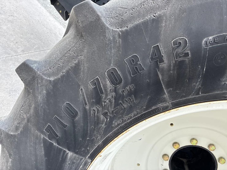 2013-new-holland-t9.505-image-39