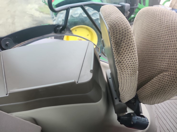 2023-john-deere-6r-145-image-26