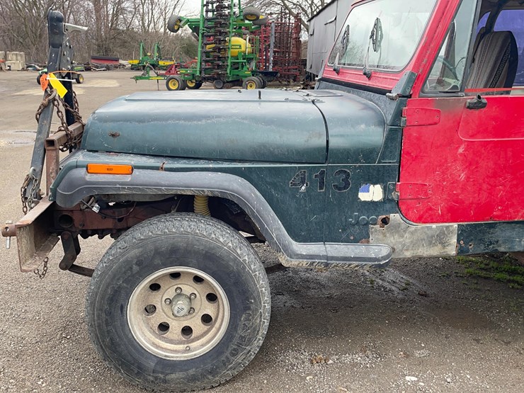 1994-jeep-wrangler-image-3