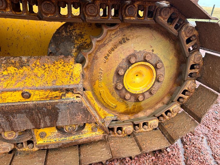 2012-deere-450j-lt-image-11